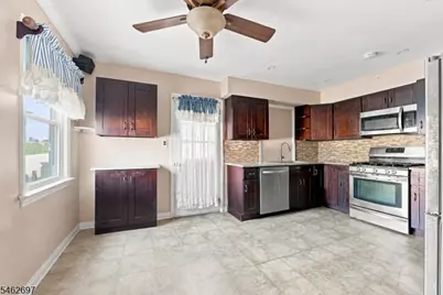 18 Memphis Ave, Belleville, NJ 07109 - Photo 3