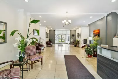 926 Bloomfield Ave #6C, Glen Ridge Boro Twp., NJ 07028 - Photo 3