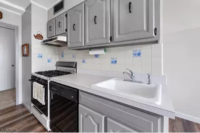 926 Bloomfield Ave #6C, Glen Ridge Boro Twp., NJ 07028 - Photo 13