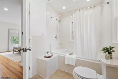 77 Meadowbrook Rd, Millburn, NJ 07078 - Photo 23