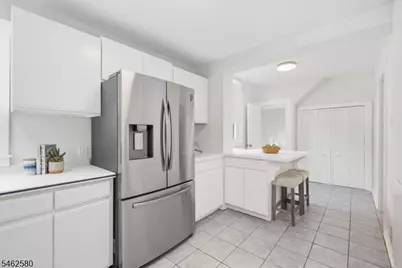 77 Meadowbrook Rd, Millburn, NJ 07078 - Photo 9
