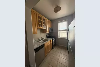 680 Kennedy Blvd #406, Bayonne, NJ 07002 - Photo 7