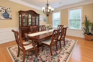 81 Crestview Dr, Clinton Township, NJ 08809 - Photo 7