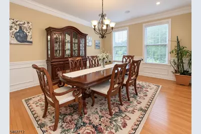 81 Crestview Dr, Clinton Township, NJ 08809 - Photo 7