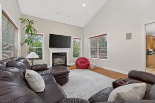 81 Crestview Dr, Clinton Township, NJ 08809 - Photo 17