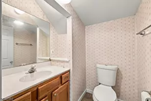 33 Schwarz Blvd, Jefferson Township, NJ 07849 - Photo 25