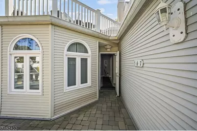100 1st #6, Keyport, NJ 07735 - Photo 3