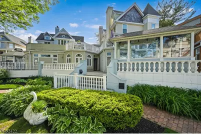 100 1st #6, Keyport, NJ 07735 - Photo 1