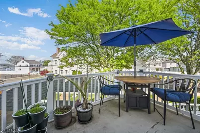 100 1st #6, Keyport, NJ 07735 - Photo 27