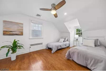 36 Amelia Ave, Livingston, NJ 07039 - Photo 13