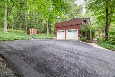 17 Brook Dr, Chester, NJ 07930 - Photo 41