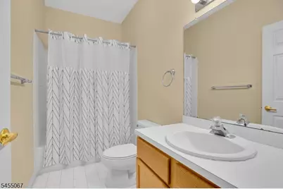 8 Allister Ct, Lincoln Park, NJ 07035 - Photo 19