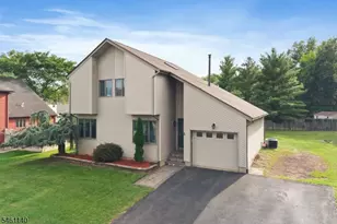 3 Wythe Cir, Hillsborough Township, NJ 08844 - Photo 3