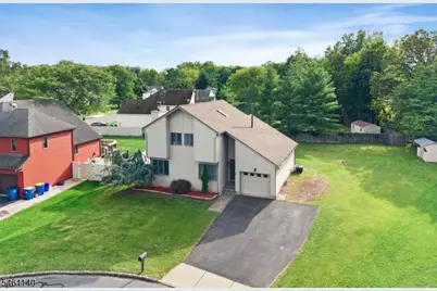 3 Wythe Cir, Hillsborough Township, NJ 08844 - Photo 5
