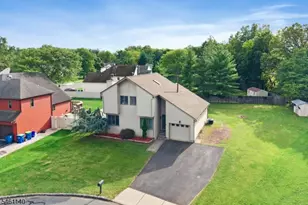 3 Wythe Cir, Hillsborough Township, NJ 08844 - Photo 5