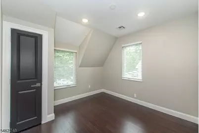 38 Buttonwood Rd, Essex Fells, NJ 07021 - Photo 7