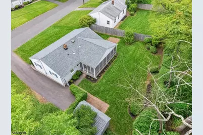 28 Harry Rd, Bridgewater Twp., NJ 08807 - Photo 5