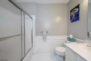 60 Waugh Ct, Bridgewater, NJ 08807 - Photo 11