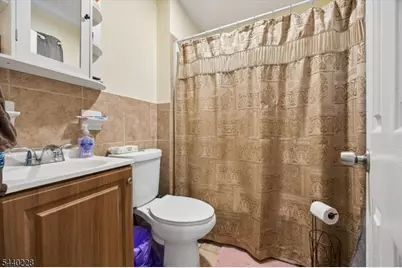246 Spring St, Newton, NJ 07860 - Photo 9