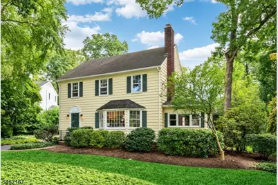 140 Unadilla Rd, Ridgewood, NJ 07450 - Photo 1
