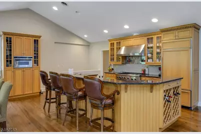 11 Schoolhouse Ln, Mendham Township, NJ 07960 - Photo 15
