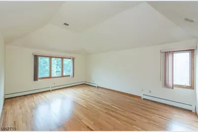 34 Silver Spring Ct, East Hanover Township, NJ 07936 - Photo 23