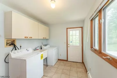 34 Silver Spring Ct, East Hanover Township, NJ 07936 - Photo 35