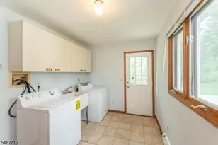 34 Silver Spring Ct, East Hanover Township, NJ 07936 - Photo 35