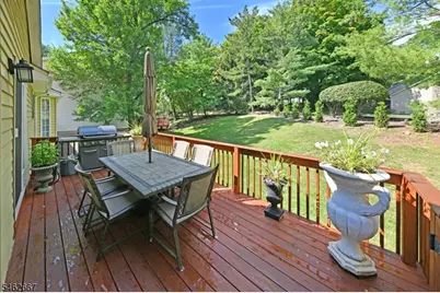 2 Pueblo Cir, Wayne, NJ 07470 - Photo 21