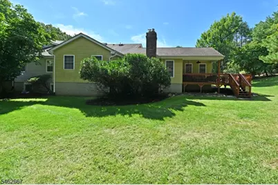 2 Pueblo Cir, Wayne, NJ 07470 - Photo 25