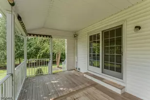 806 Ten Eyck Ct, Hillsborough Township, NJ 08844 - Photo 3