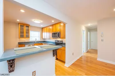 206 Main St Unit 74 #B, Millburn, NJ 07041 - Photo 9