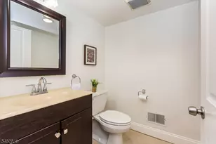 8 Berkeley Rd, Maplewood, NJ 07040 - Photo 27