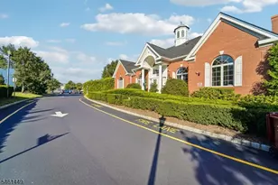 136 Cambridge Dr, Nutley, NJ 07110 - Photo 35