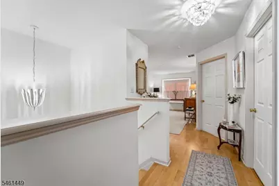 136 Cambridge Dr, Nutley, NJ 07110 - Photo 15