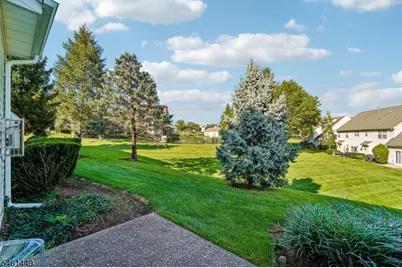 136 Cambridge Dr, Nutley, NJ 07110 - Photo 27