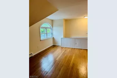 118 Barkley Ave, Clifton, NJ 07011 - Photo 5