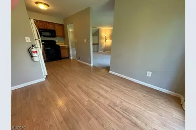 903 Spruce Hills Dr, Glen Gardner, NJ 08826 - Photo 9