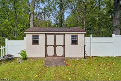25 Elizabeth Ave, Washington Township, NJ 07882 - Photo 47