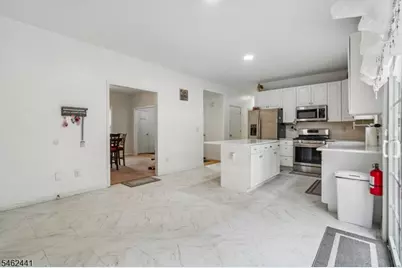25 Elizabeth Ave, Washington Township, NJ 07882 - Photo 15