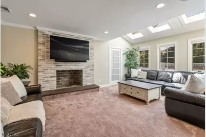 26 Rabkin Dr, Clifton, NJ 07013 - Photo 9