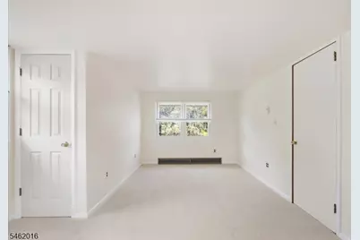 16 Sandra Ln, Randolph Township, NJ 07869 - Photo 15
