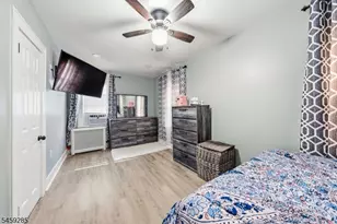 214 W 17th St, Linden, NJ 07036 - Photo 13
