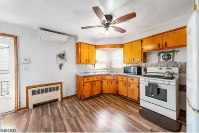 807 Lincoln St, Linden, NJ 07036 - Photo 13
