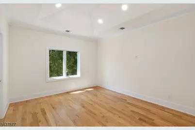 13 Harding Pl, Livingston, NJ 07039 - Photo 23