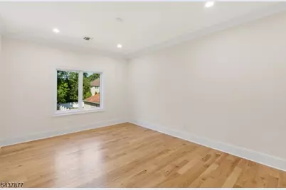 13 Harding Pl, Livingston, NJ 07039 - Photo 29