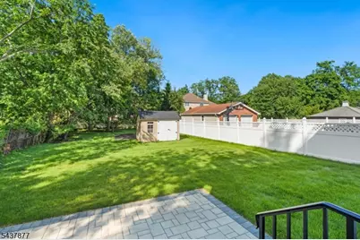 13 Harding Pl, Livingston, NJ 07039 - Photo 45