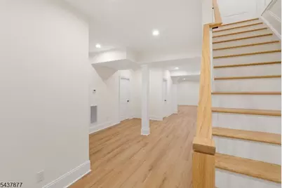 13 Harding Pl, Livingston, NJ 07039 - Photo 41