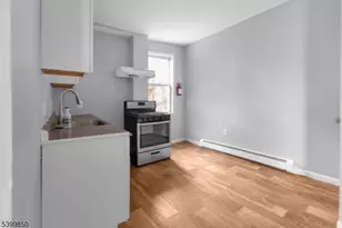 95 1st St, Elizabeth, NJ 07206 - Photo 9