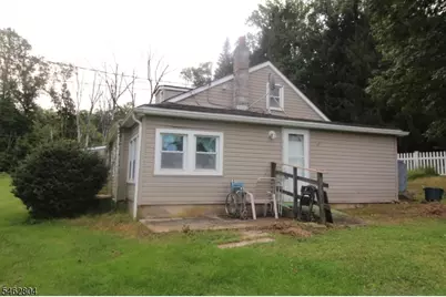 498 Bellis Road, Holland Township, NJ 08804 - Photo 3